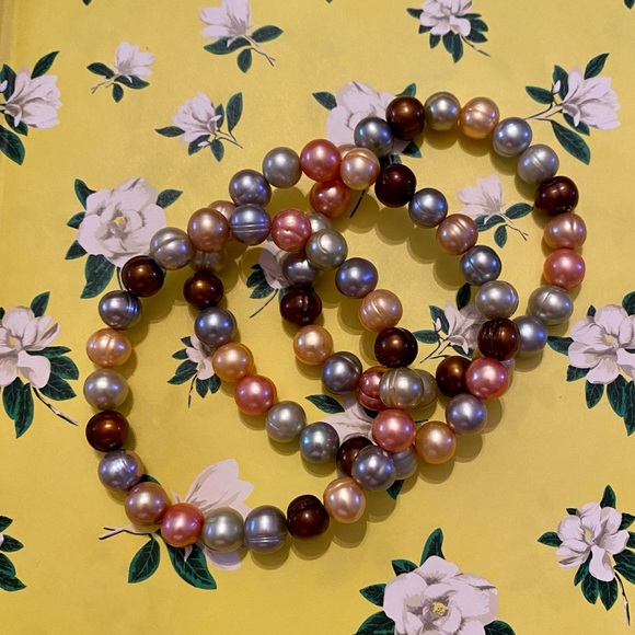 Three Multi-Colored Pearl Bracelets - Picture 2 of 3
